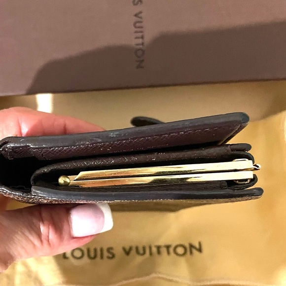 Authentic Louis Vuitton Damier Ebene Wallet - Picture 9 of 14